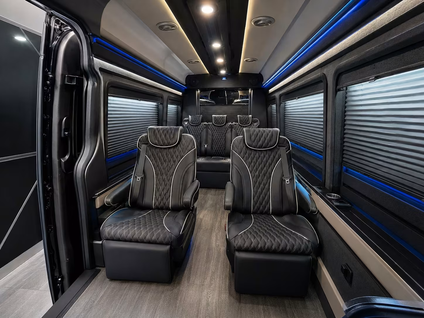 sandy springs bus rentals for group arrivals at atl